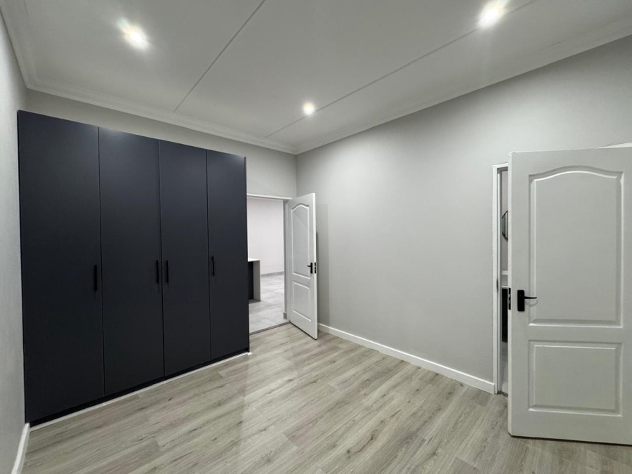 2 Bedroom Property for Sale in Bryanston Gauteng