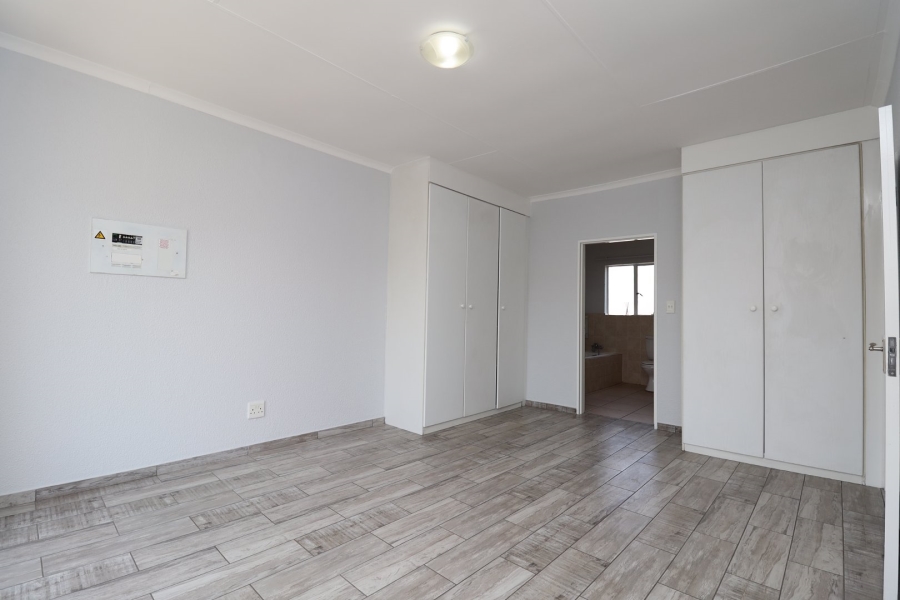 To Let 3 Bedroom Property for Rent in Willowbrook Gauteng