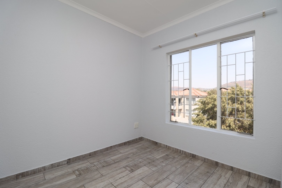 To Let 3 Bedroom Property for Rent in Willowbrook Gauteng