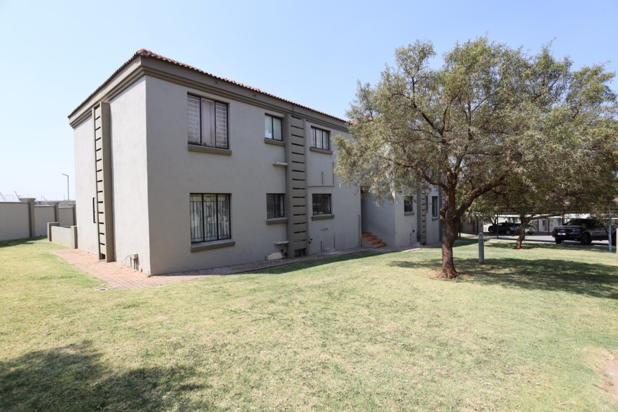 To Let 3 Bedroom Property for Rent in Willowbrook Gauteng