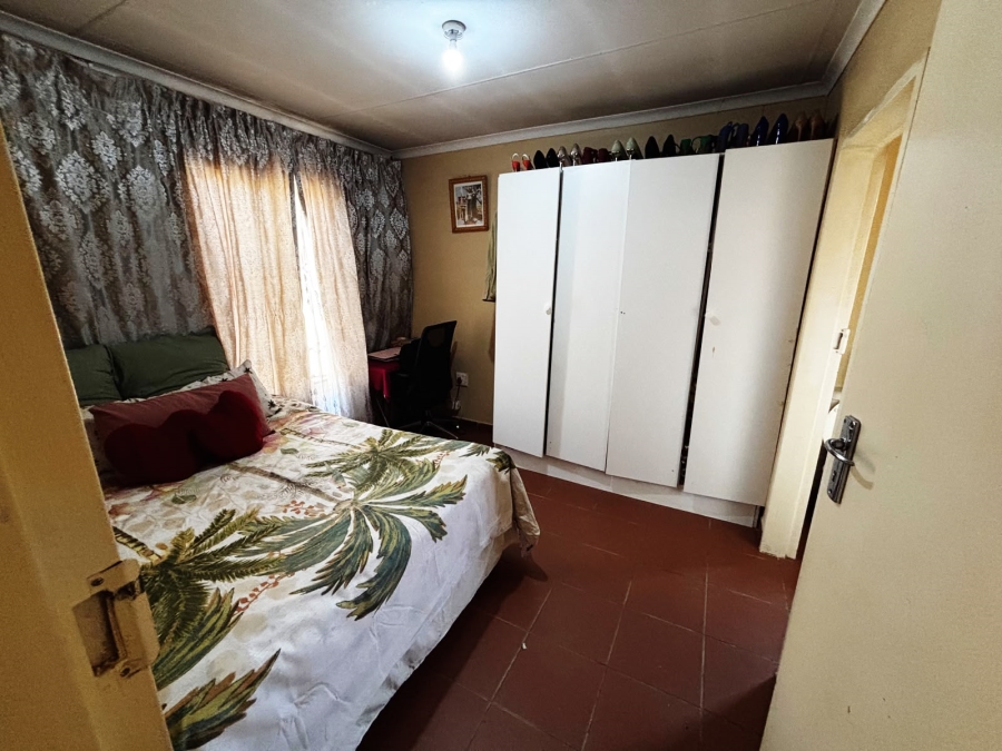 3 Bedroom Property for Sale in Windmill Park Gauteng