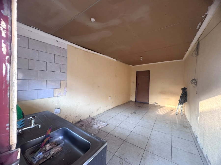 4 Bedroom Property for Sale in Windmill Park Gauteng