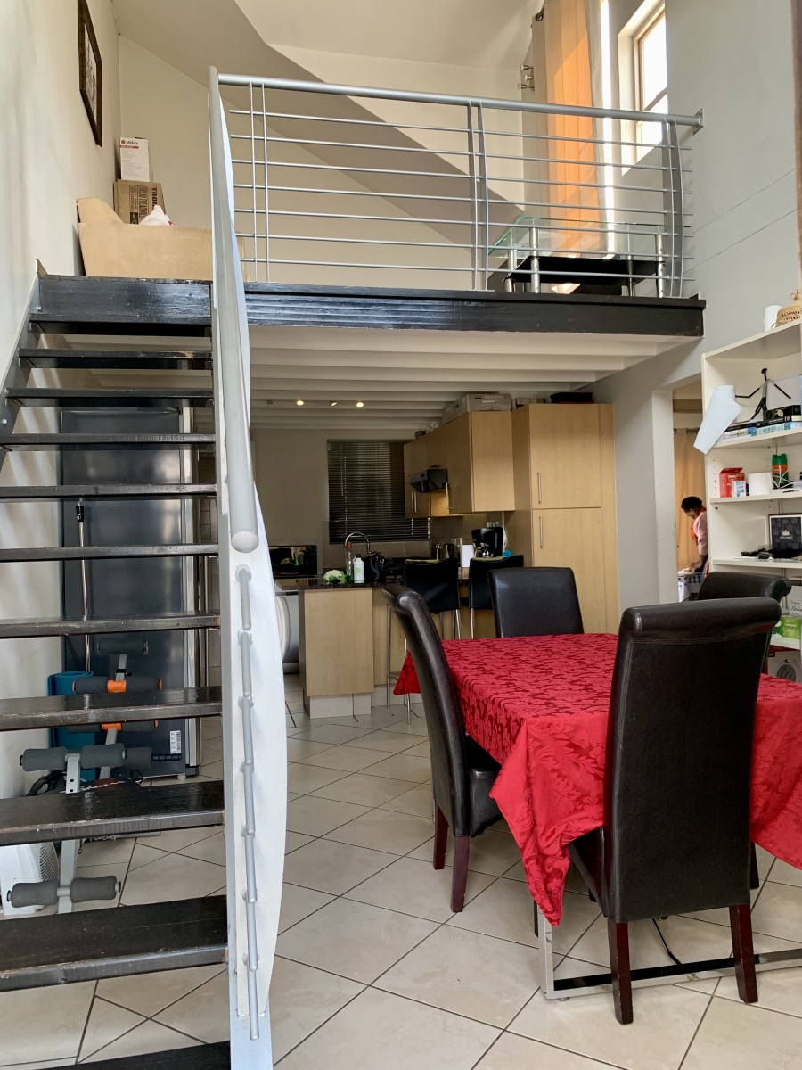 To Let 2 Bedroom Property for Rent in Sunninghill Gauteng