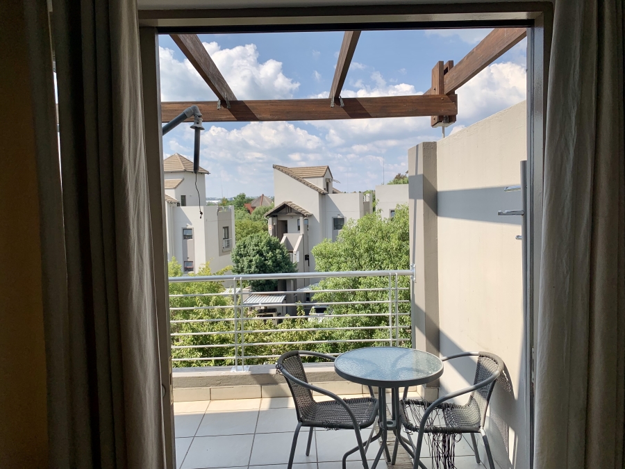 To Let 2 Bedroom Property for Rent in Sunninghill Gauteng