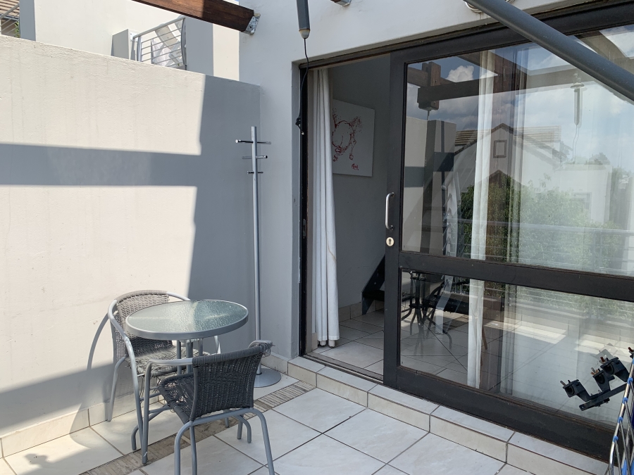 To Let 2 Bedroom Property for Rent in Sunninghill Gauteng