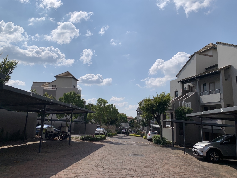 To Let 2 Bedroom Property for Rent in Sunninghill Gauteng