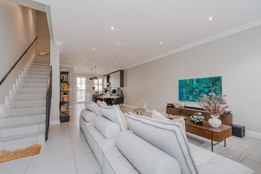 2 Bedroom Property for Sale in Bryanston Gauteng