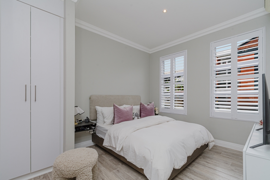 2 Bedroom Property for Sale in Bryanston Gauteng