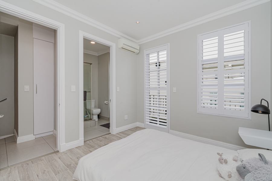 2 Bedroom Property for Sale in Bryanston Gauteng