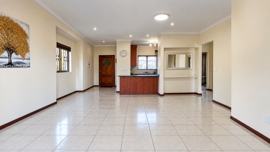 To Let 2 Bedroom Property for Rent in Paulshof Gauteng