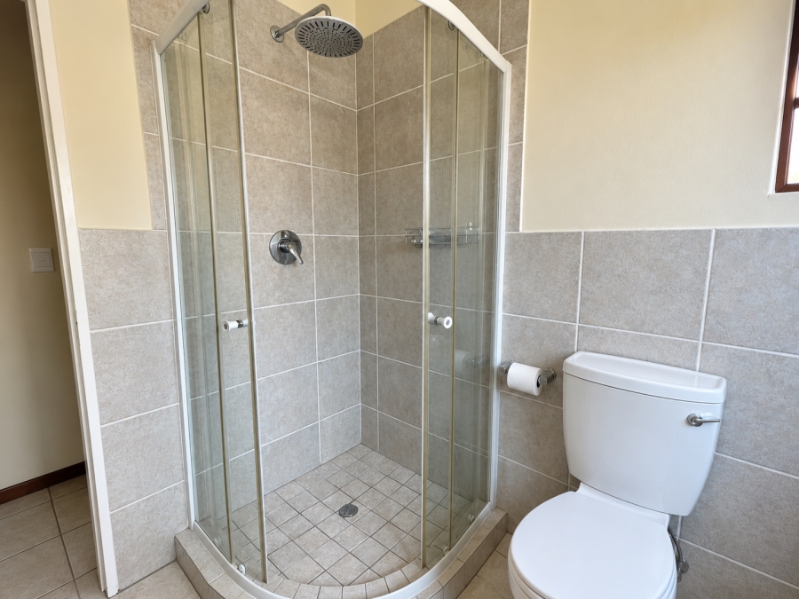 To Let 2 Bedroom Property for Rent in Paulshof Gauteng