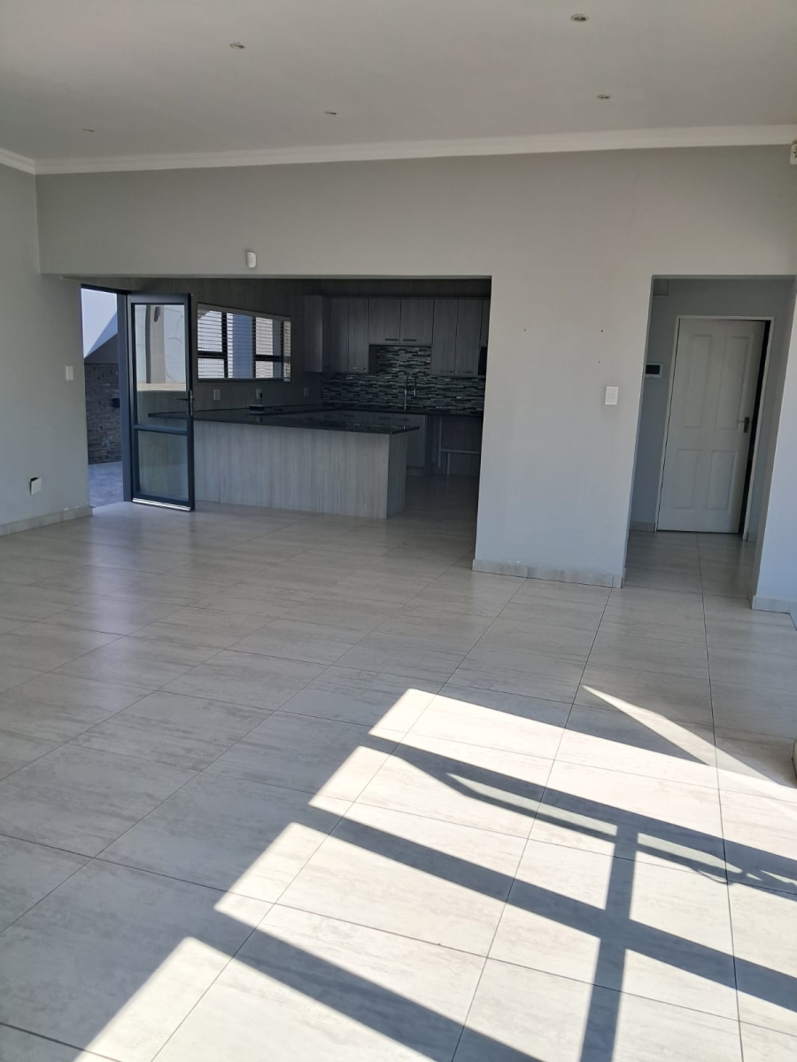 4 Bedroom Property for Sale in Linksfield Gauteng