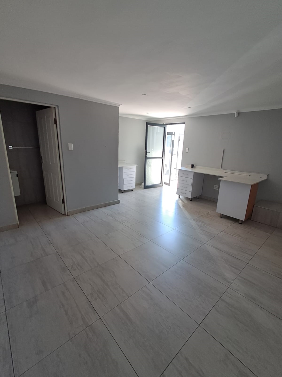 4 Bedroom Property for Sale in Linksfield Gauteng