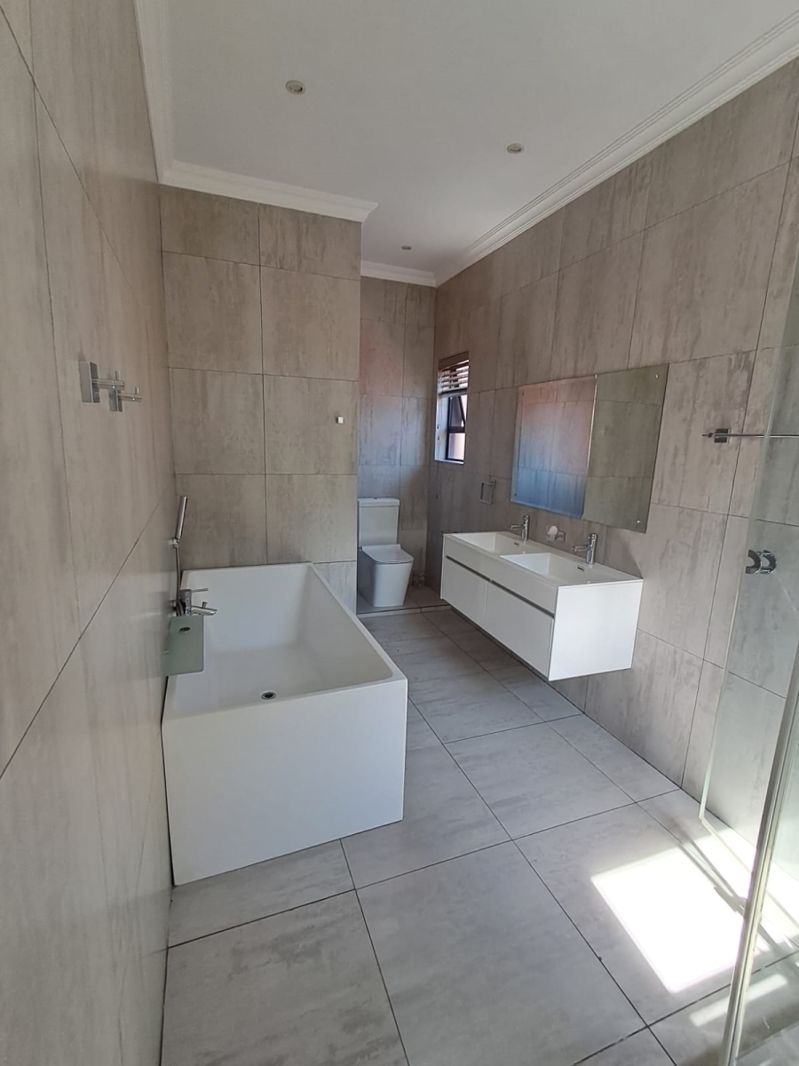 4 Bedroom Property for Sale in Linksfield Gauteng