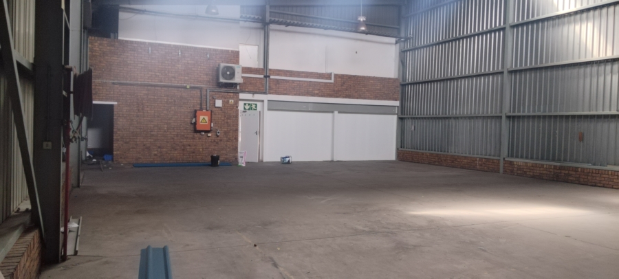 To Let Commercial Property for Rent in Benrose Gauteng