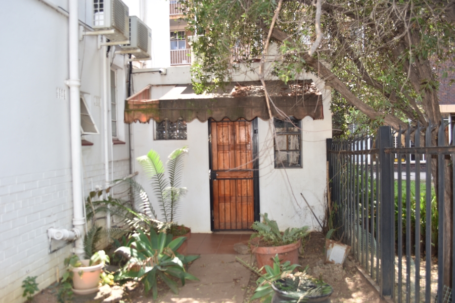 6 Bedroom Property for Sale in Sunnyside Gauteng