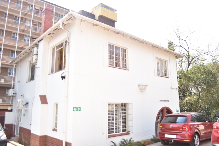 6 Bedroom Property for Sale in Sunnyside Gauteng