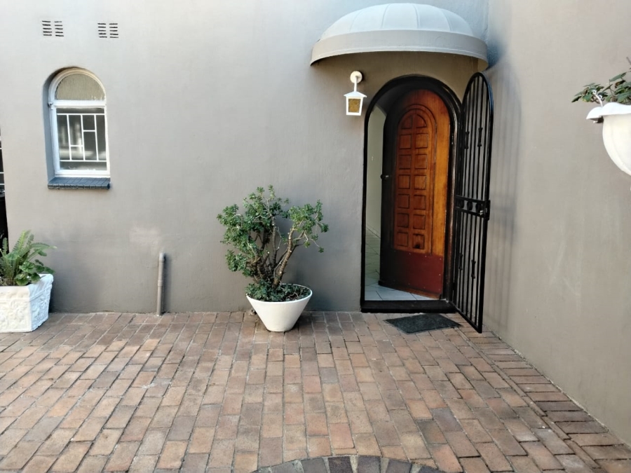 3 Bedroom Property for Sale in Goedeburg Gauteng