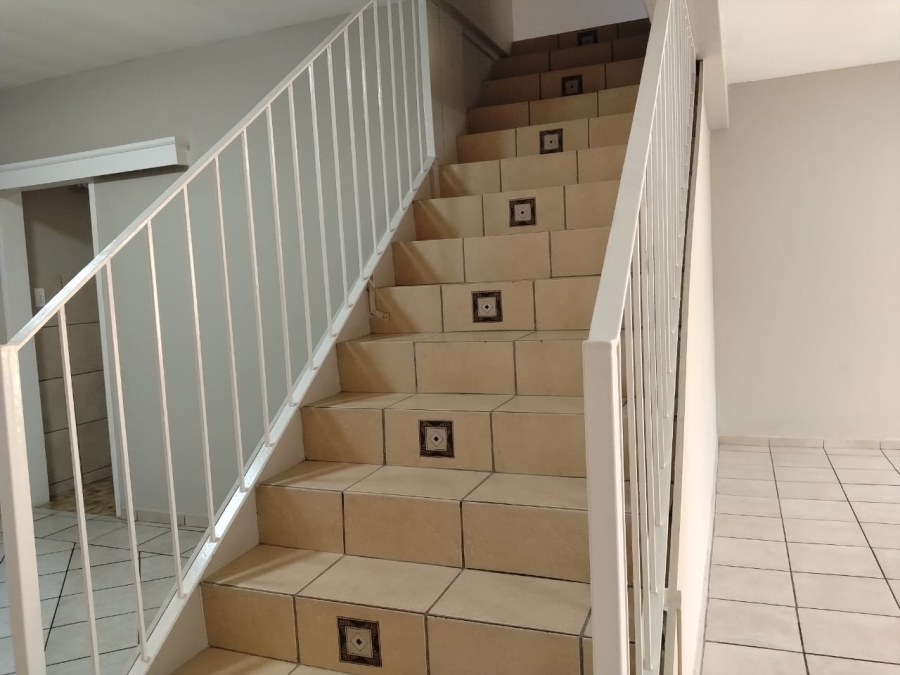 3 Bedroom Property for Sale in Goedeburg Gauteng
