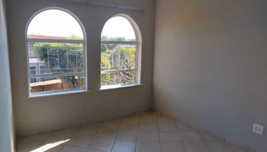 3 Bedroom Property for Sale in Goedeburg Gauteng