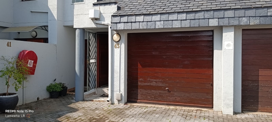 To Let 2 Bedroom Property for Rent in Lakefield Gauteng