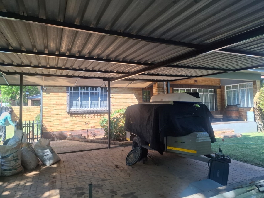 4 Bedroom Property for Sale in Cinderella Gauteng