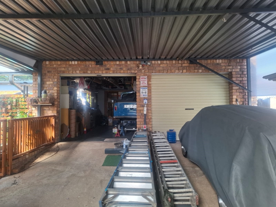 4 Bedroom Property for Sale in Cinderella Gauteng