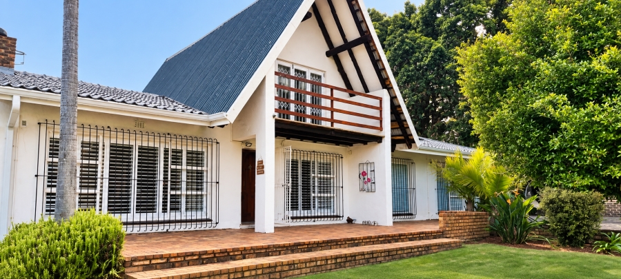 4 Bedroom Property for Sale in Van Riebeeck Park Gauteng
