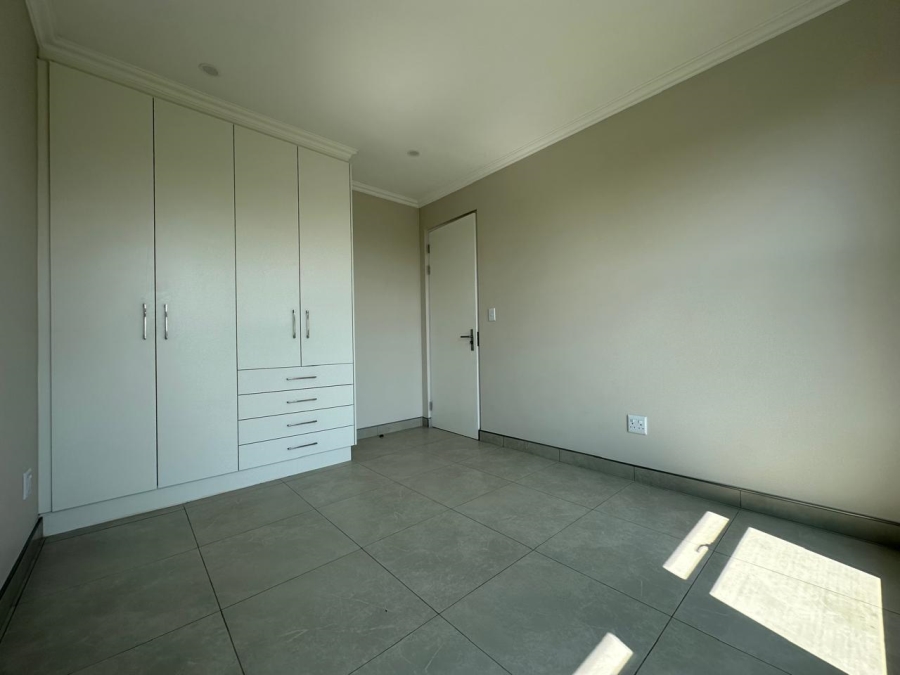 To Let 2 Bedroom Property for Rent in Modderfontein Gauteng
