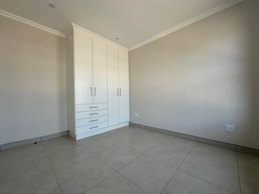 To Let 2 Bedroom Property for Rent in Modderfontein Gauteng