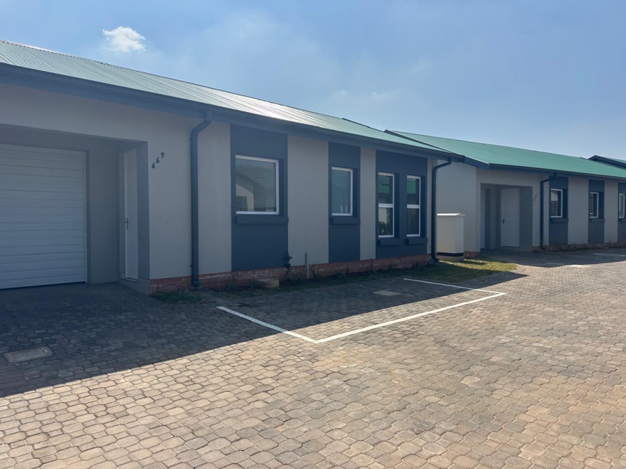To Let 2 Bedroom Property for Rent in Modderfontein Gauteng