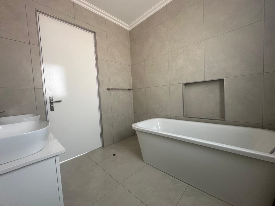 3 Bedroom Property for Sale in Modderfontein Gauteng