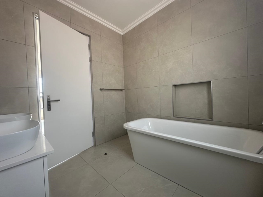 3 Bedroom Property for Sale in Modderfontein Gauteng