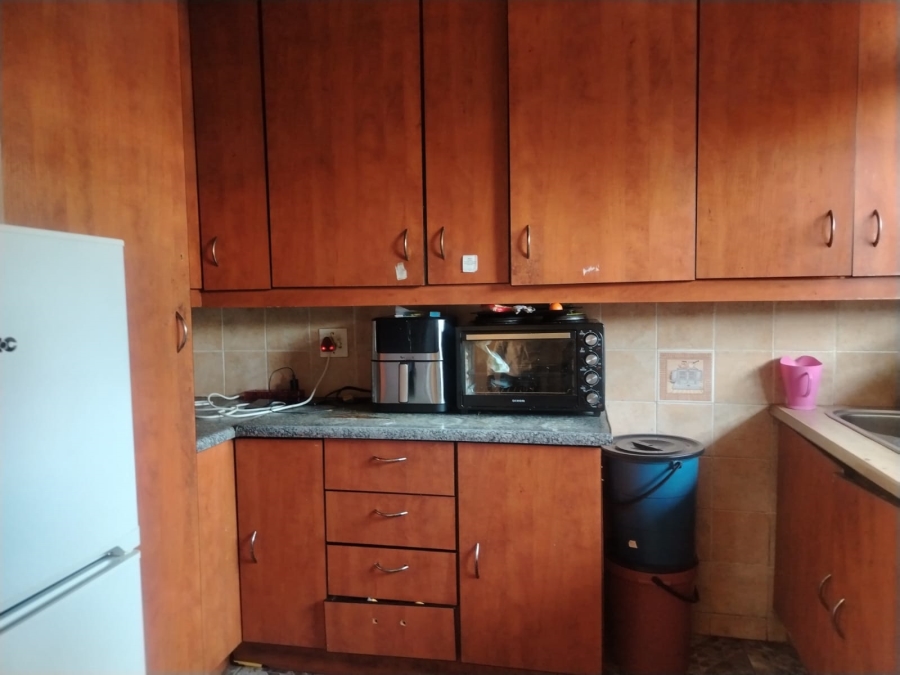 2 Bedroom Property for Sale in Germiston Central Gauteng
