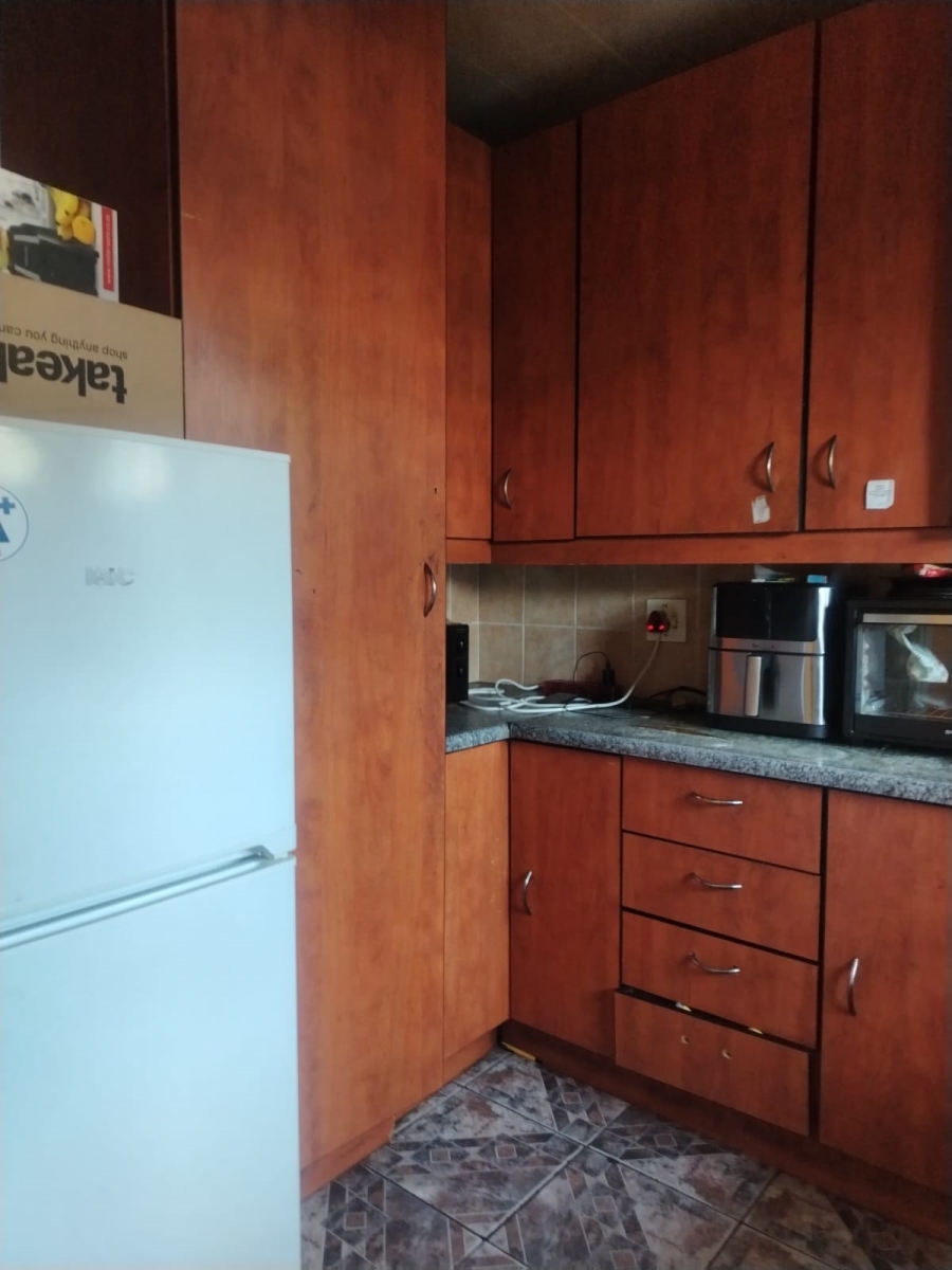 2 Bedroom Property for Sale in Germiston Central Gauteng