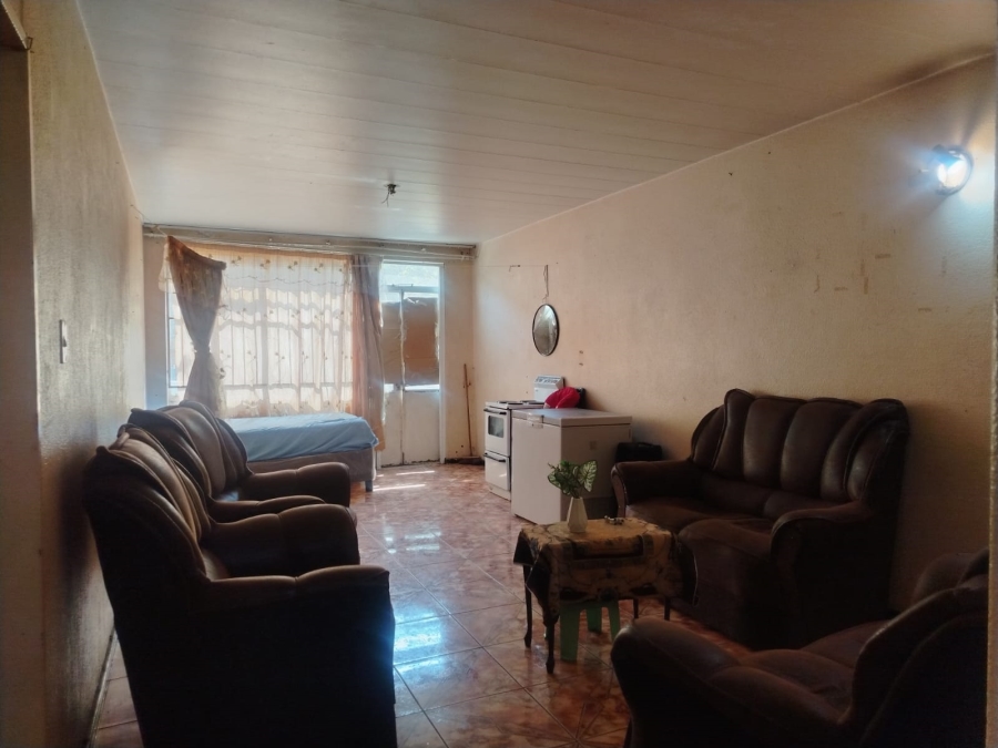 2 Bedroom Property for Sale in Germiston Central Gauteng