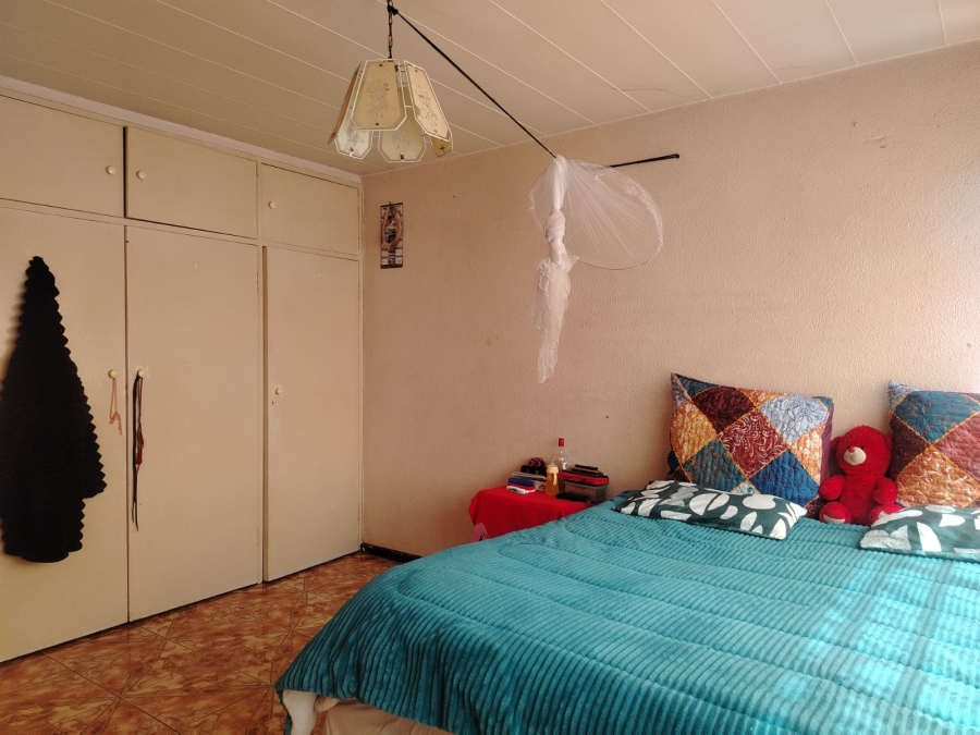 2 Bedroom Property for Sale in Germiston Central Gauteng