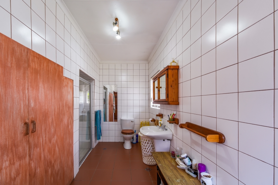 6 Bedroom Property for Sale in Erasmuskloof Gauteng