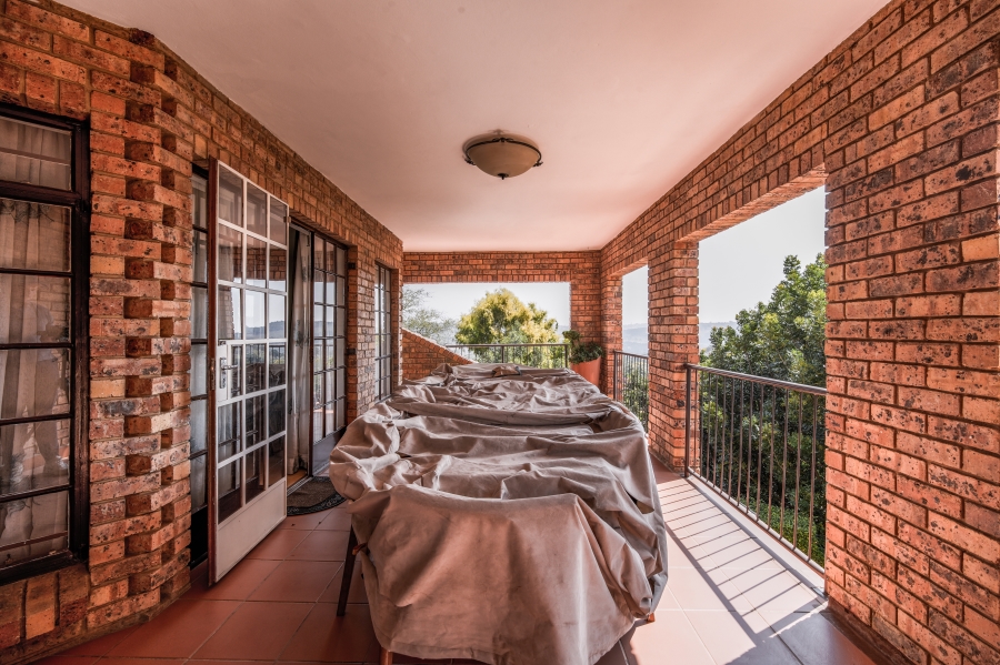 6 Bedroom Property for Sale in Erasmuskloof Gauteng