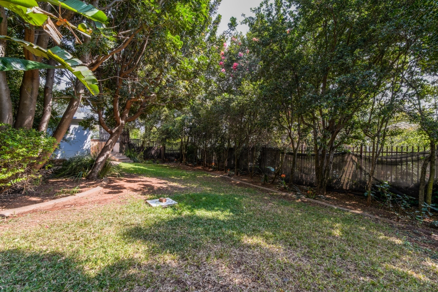 6 Bedroom Property for Sale in Erasmuskloof Gauteng
