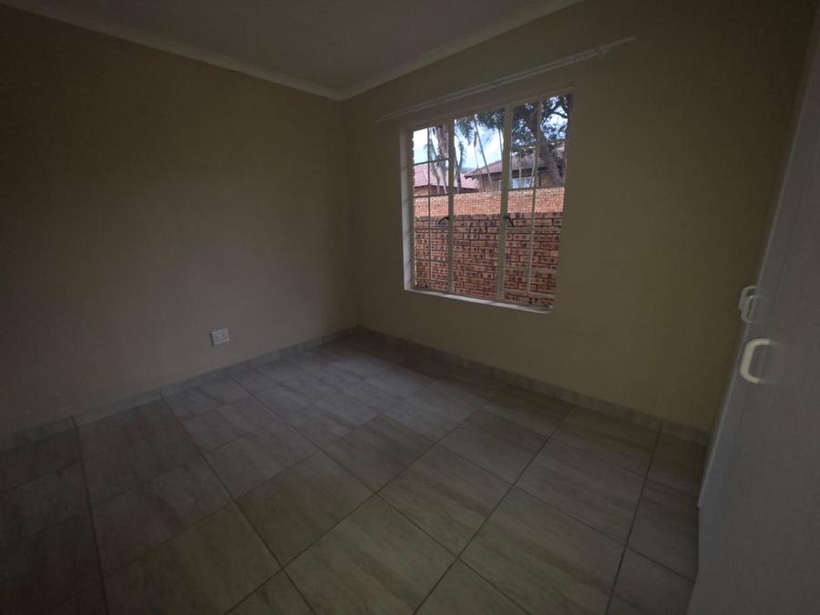 2 Bedroom Property for Sale in Amandasig Gauteng