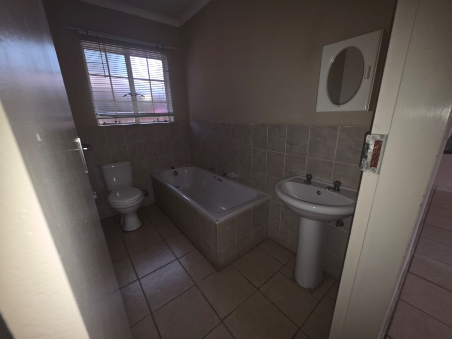 2 Bedroom Property for Sale in Amandasig Gauteng