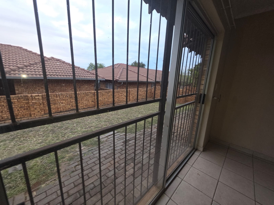 2 Bedroom Property for Sale in Amandasig Gauteng
