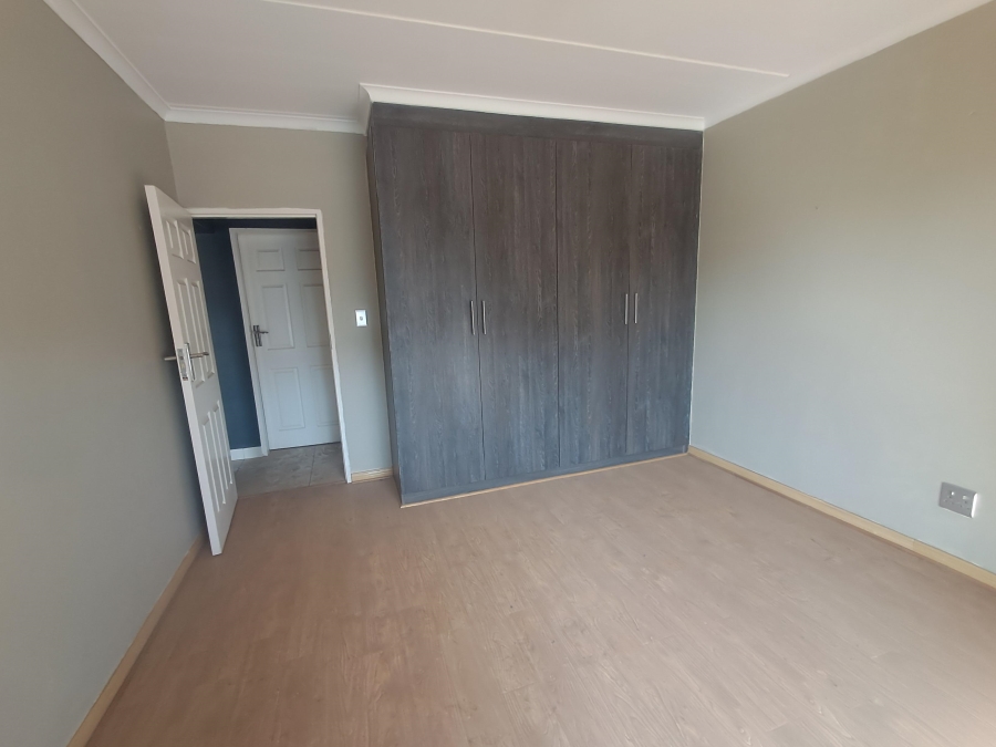 2 Bedroom Property for Sale in Rynfield A H Gauteng