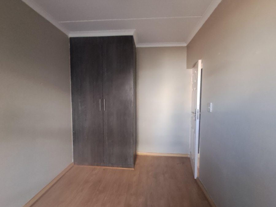 2 Bedroom Property for Sale in Rynfield A H Gauteng