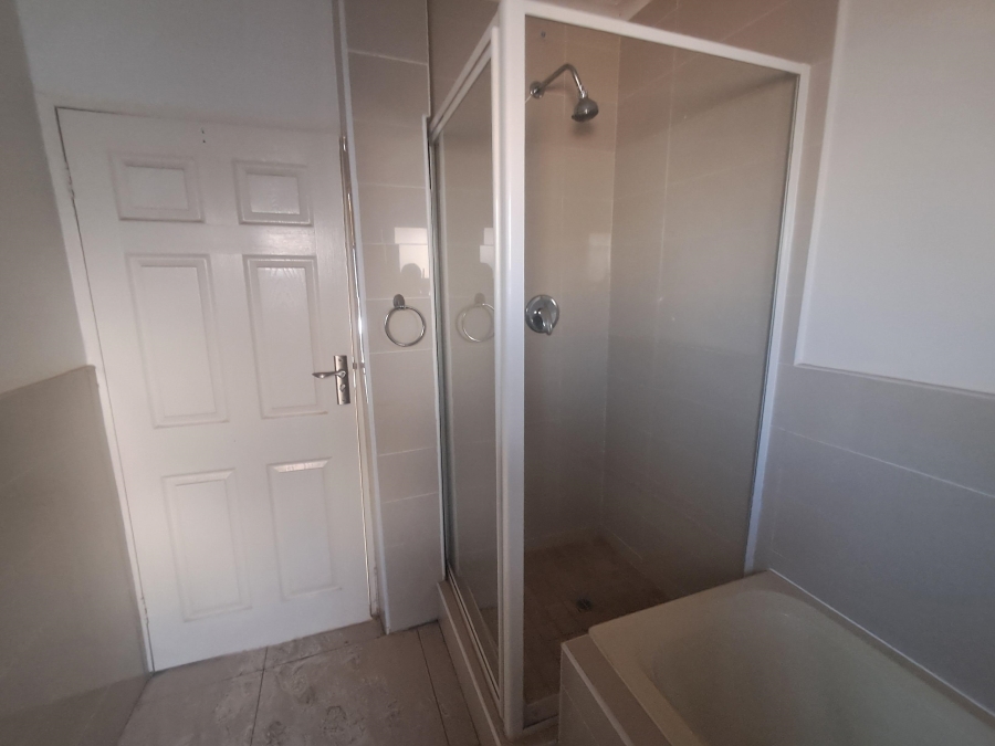 2 Bedroom Property for Sale in Rynfield A H Gauteng
