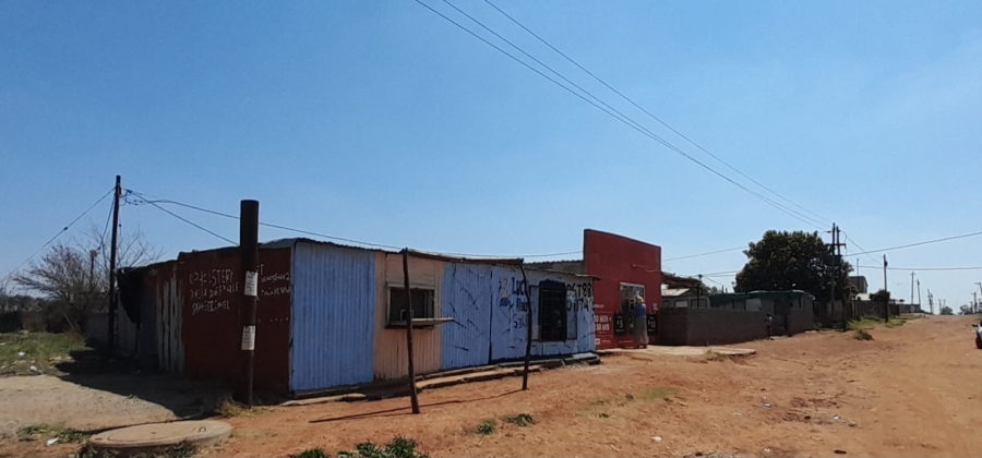1 Bedroom Property for Sale in Bram Fischerville Gauteng