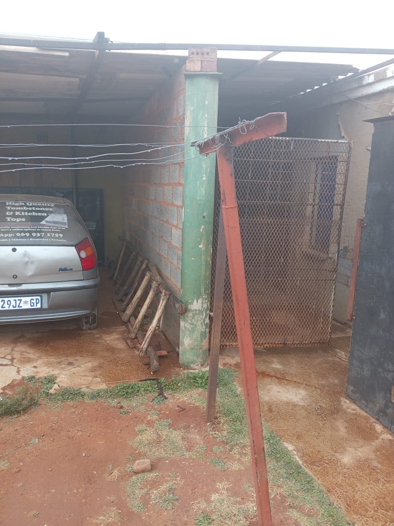 1 Bedroom Property for Sale in Bram Fischerville Gauteng