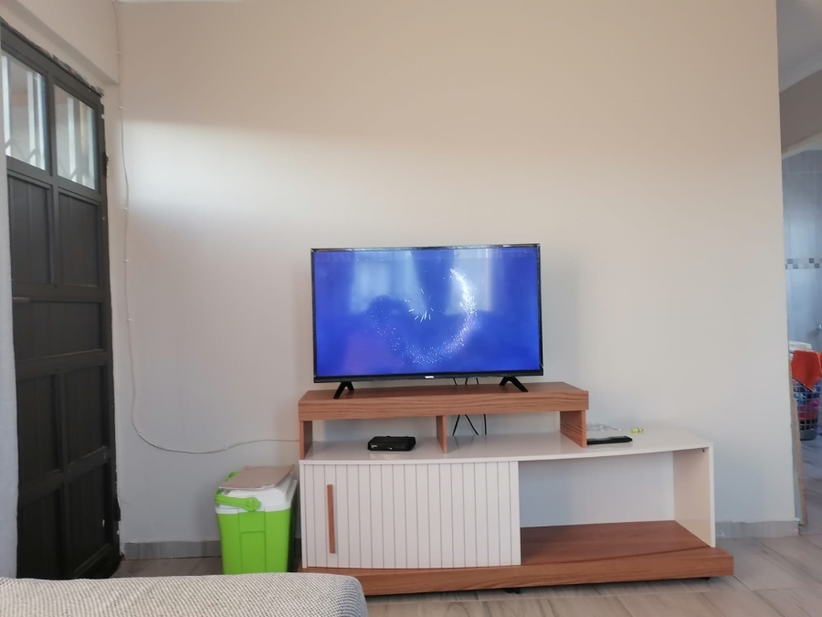 3 Bedroom Property for Sale in Protea Glen Gauteng