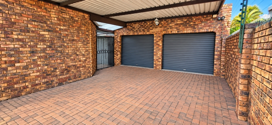 3 Bedroom Property for Sale in Montana Park Gauteng